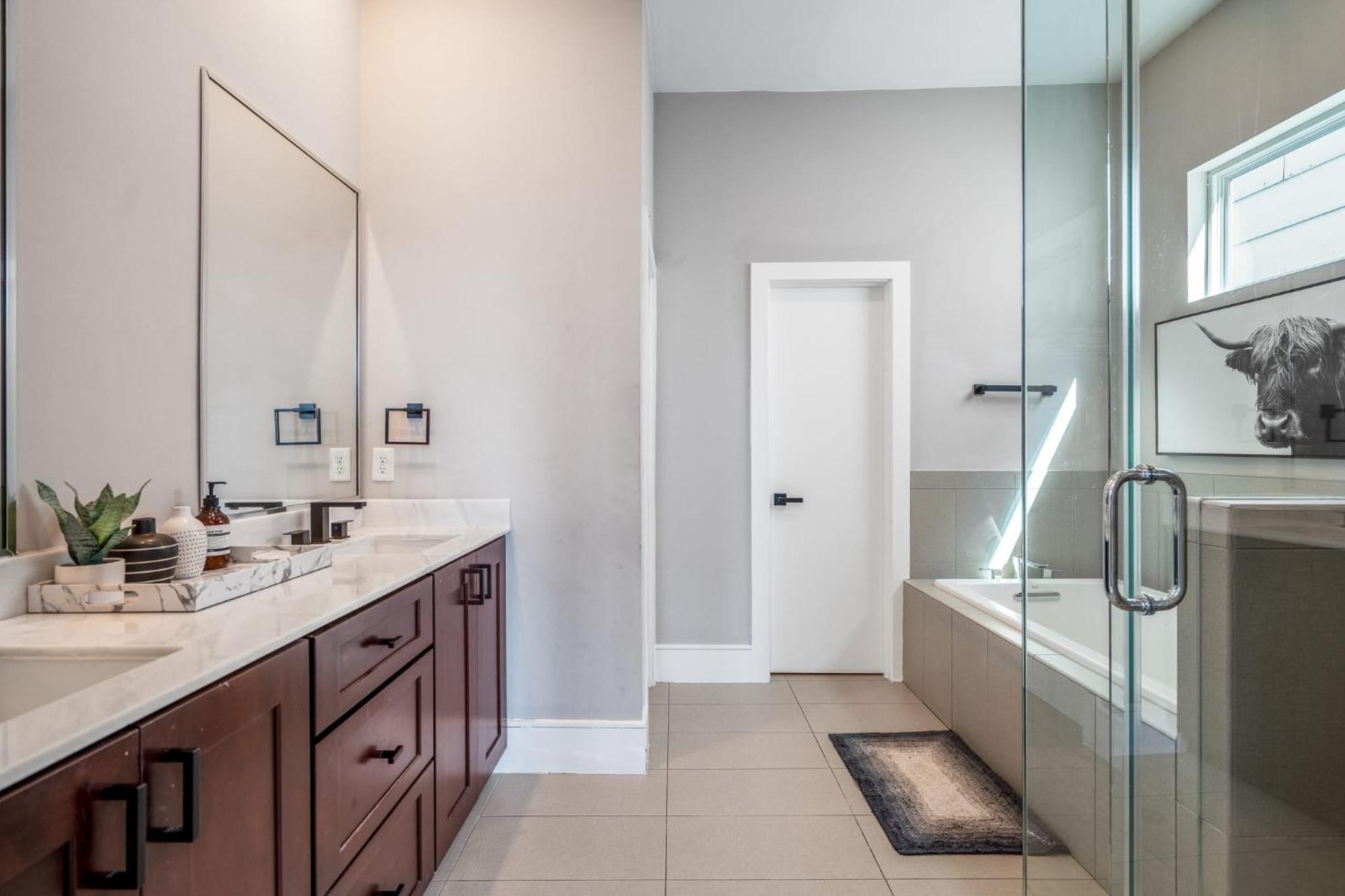 Luxury Downtown Getaway With Breathtaking Views Villa Houston Exterior foto