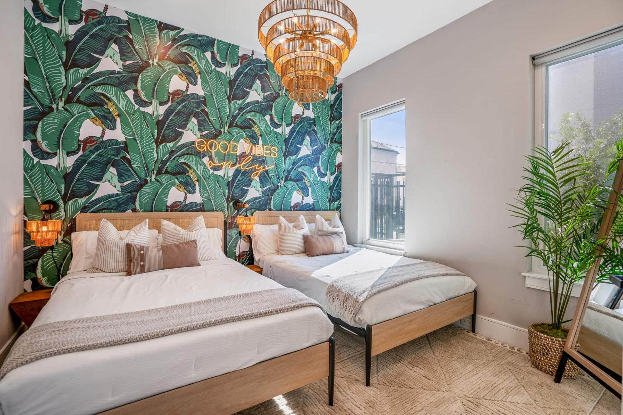 Luxury Downtown Getaway With Breathtaking Views Villa Houston Exterior foto