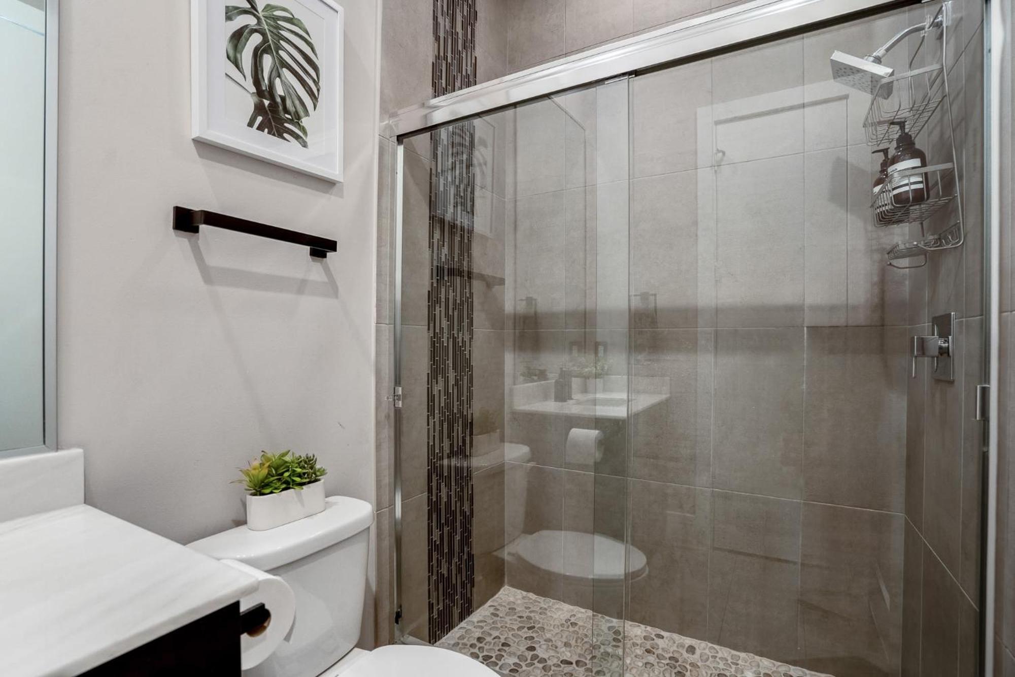 Luxury Downtown Getaway With Breathtaking Views Villa Houston Exterior foto