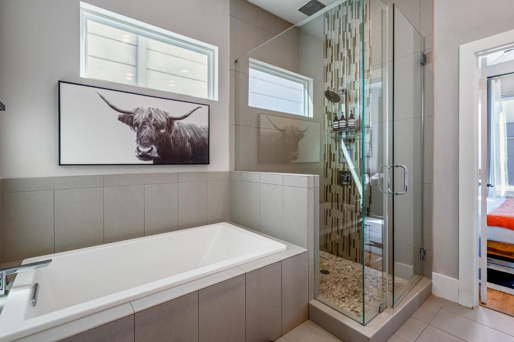 Luxury Downtown Getaway With Breathtaking Views Villa Houston Exterior foto