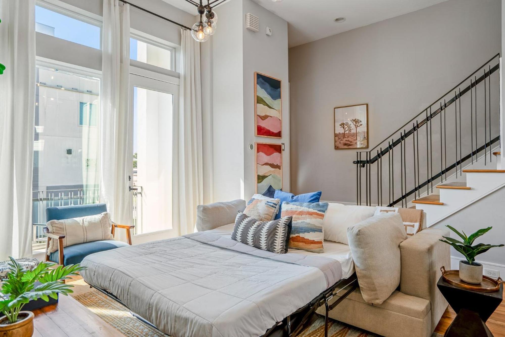 Luxury Downtown Getaway With Breathtaking Views Villa Houston Exterior foto