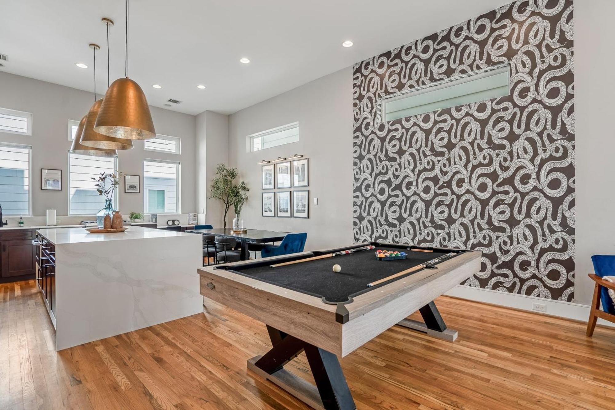 Luxury Downtown Getaway With Breathtaking Views Villa Houston Exterior foto