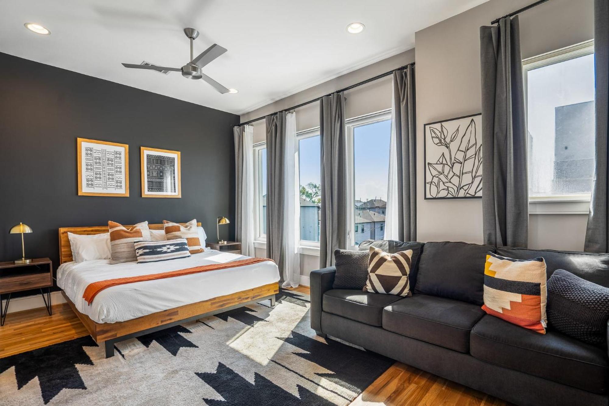 Luxury Downtown Getaway With Breathtaking Views Villa Houston Exterior foto