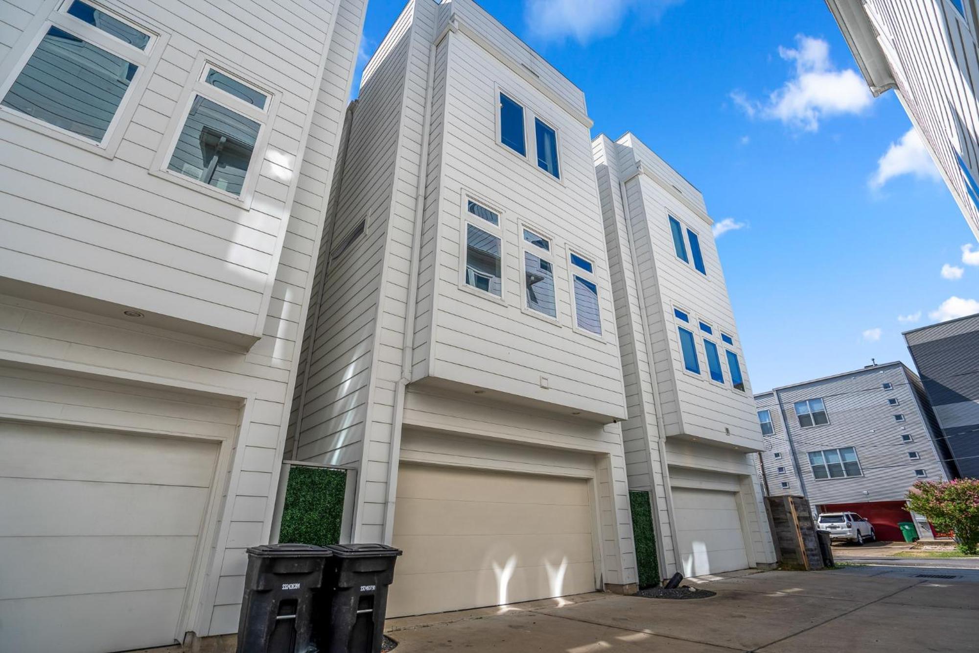 Luxury Downtown Getaway With Breathtaking Views Villa Houston Exterior foto