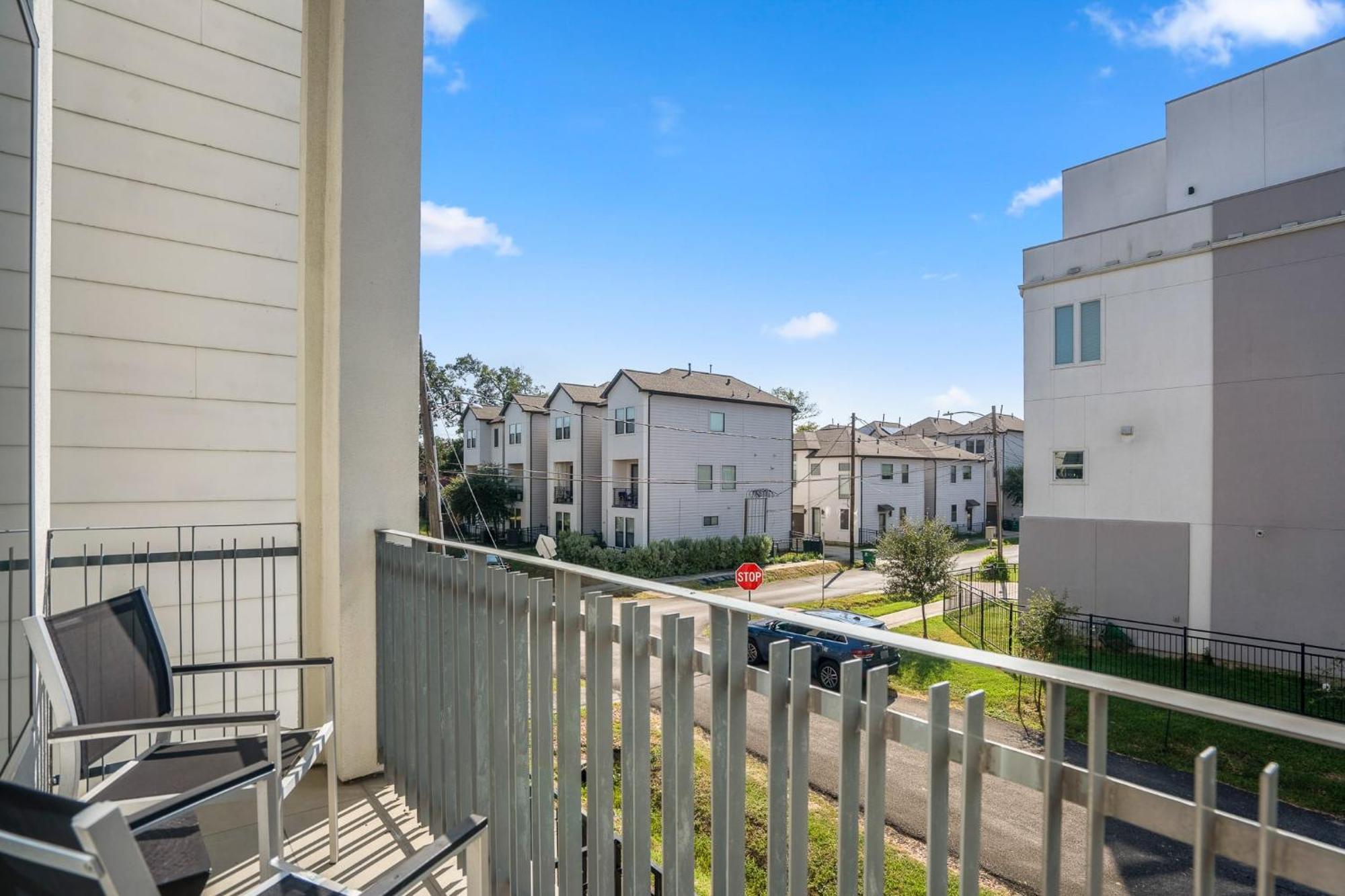 Luxury Downtown Getaway With Breathtaking Views Villa Houston Exterior foto